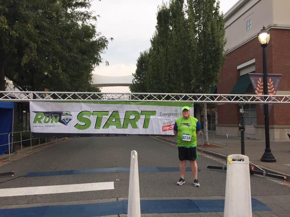 Waiting for the start of the Rave Green Run in Redmond