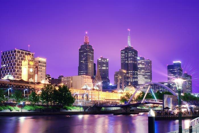 "Big City lights" puzzle, from https://puzzledhearts.com/ph?pid=city_skyline