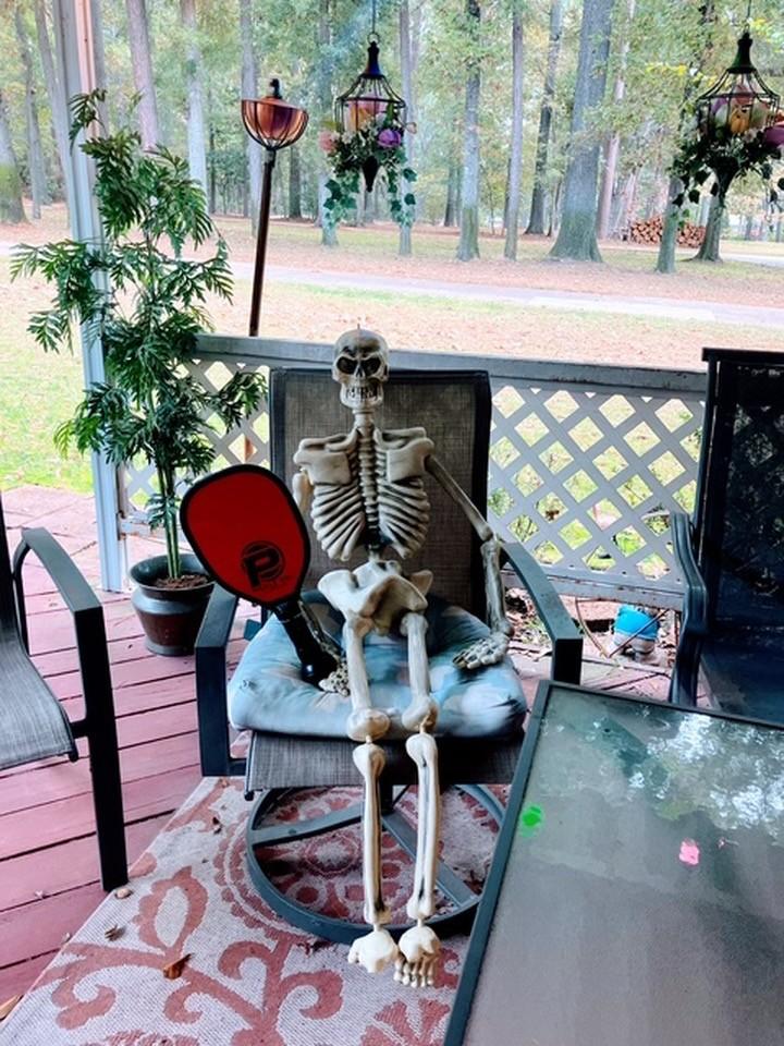 Judi said that I have had enough Pickle Ball and do some yard work.