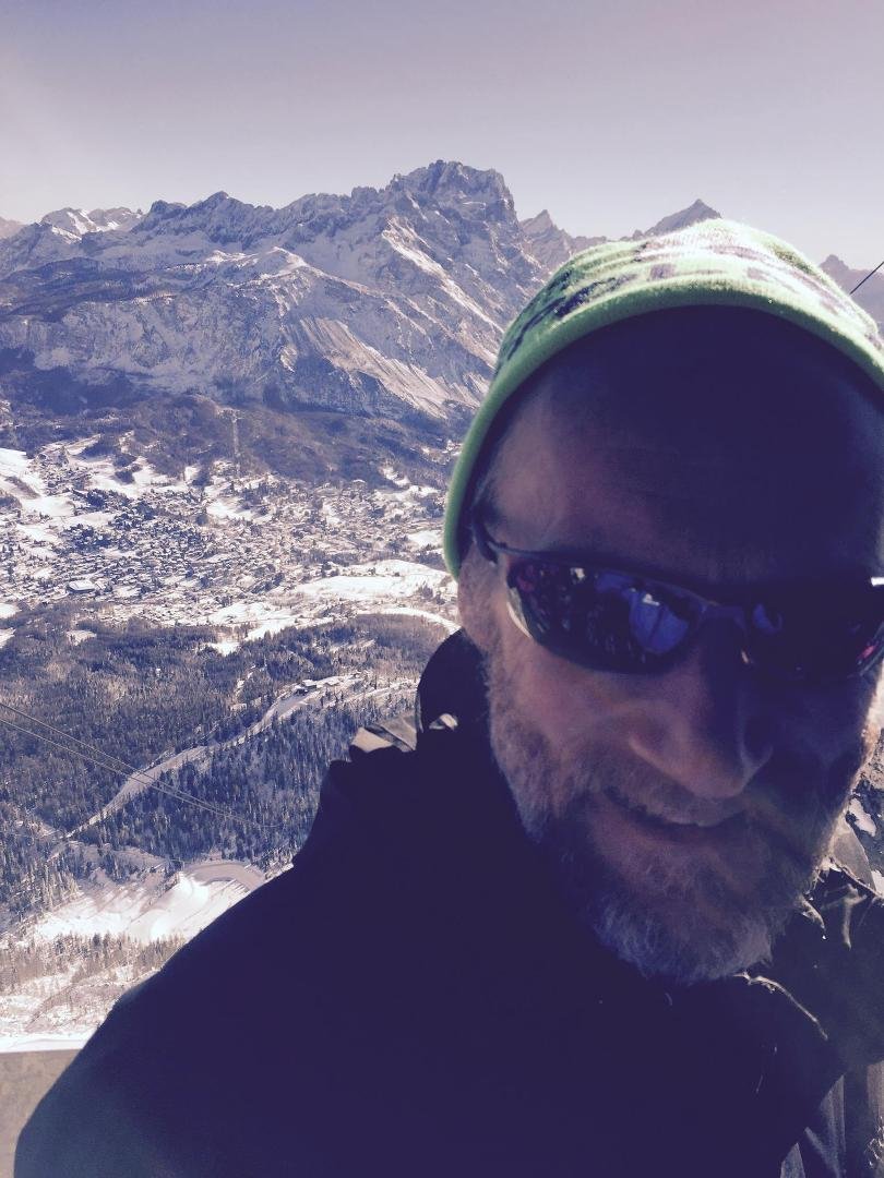 Erik Wight's album, Mobile Uploads