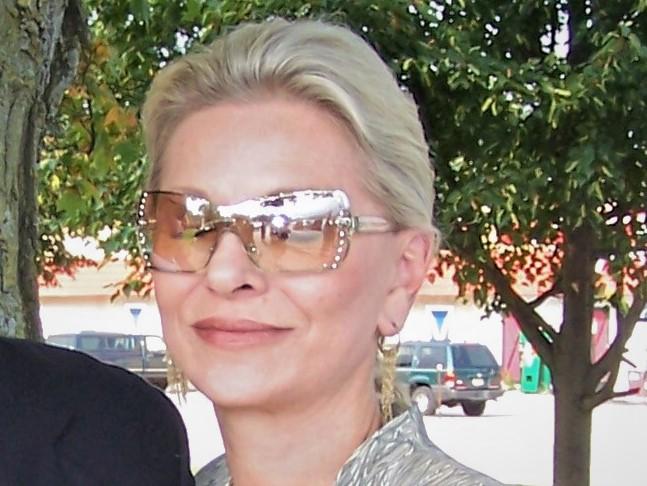 I post belatedly, and with a heavy heart, that my beautiful wife of 43 years passed away in her sleep on January 29, 2024. Kathie went to sleep as normal on that evening and awoke in heaven. No pain, no suffering, no warnin