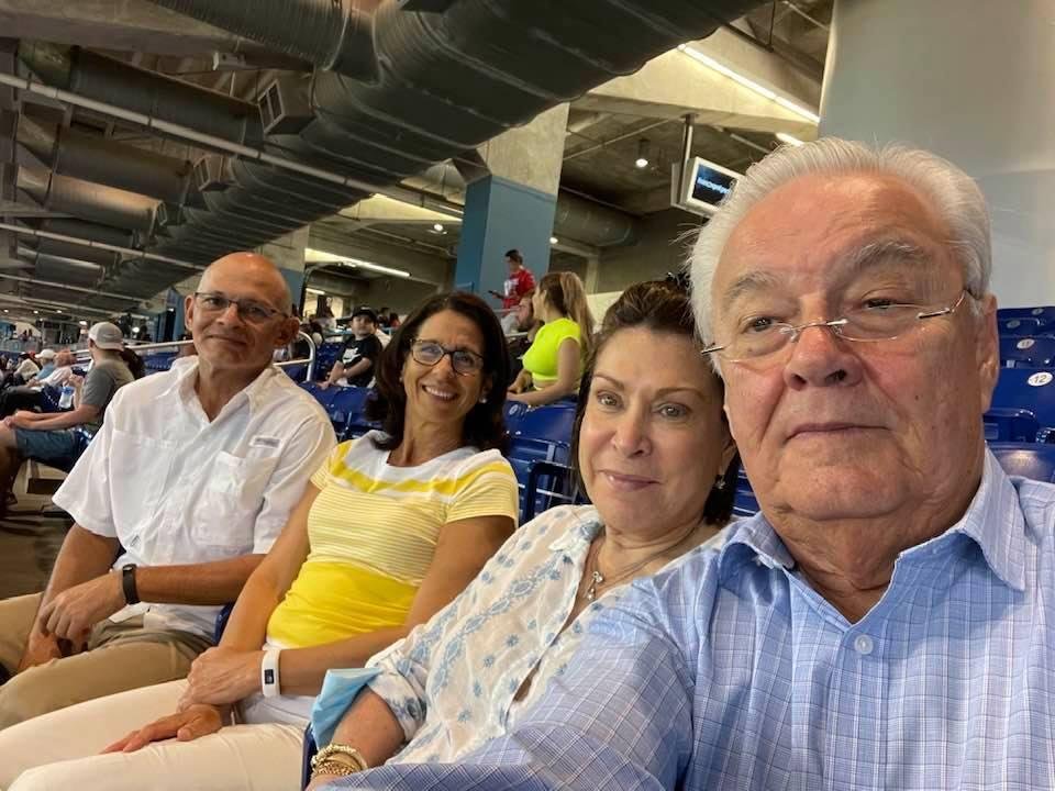 We are at a Miami Marlin Vs Phillies game with our good friends Ronnie and Denisse Pimentel.
