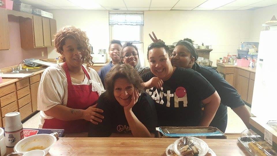 The wonderful gang of cooks and helpers!!!