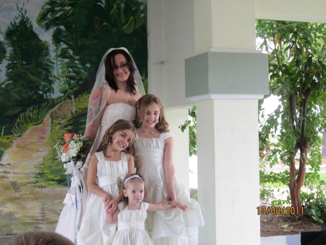 Roberta Everett's album, jennifer and ronnies wedding October 8, 2011