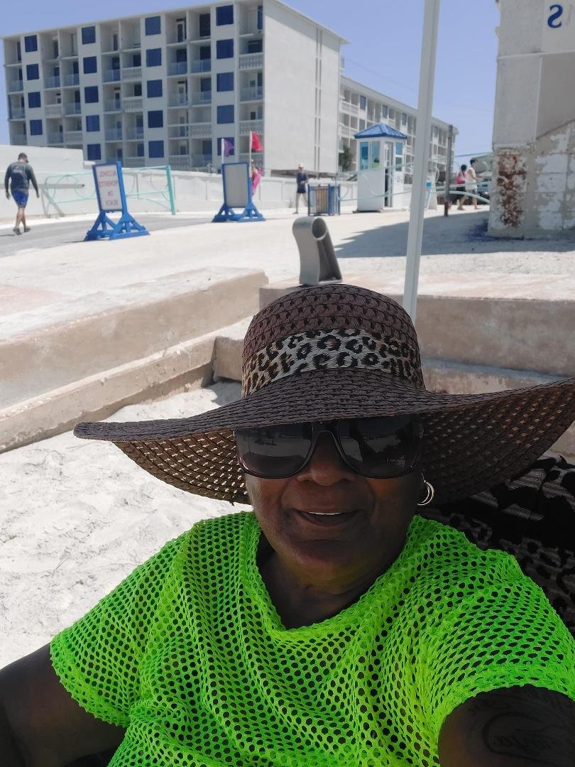 Bernice Taylor's album, Mobile uploads