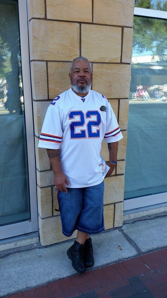 Waiting for the Gators homecoming parade to start and getting paid at the same time. It's a good day .