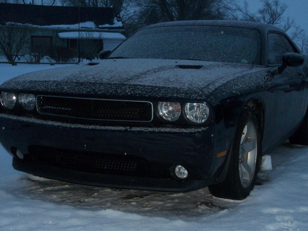 Was on my way home when a little sports car decided to challenge me, so I kicked her down (not all the way.....lol) and before I knew it we were going 120 side by side. I had to go ahead and give a touch more and pulled awa
