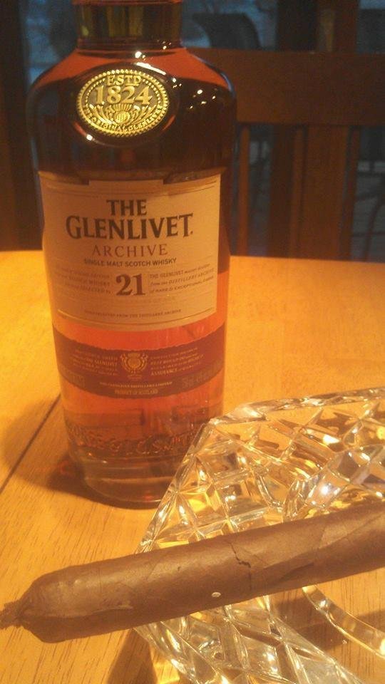 21 yr old glenlivet courtesy of my dear friend barry warren and a cuban cigar courtesy of another dear but unnamed friend.