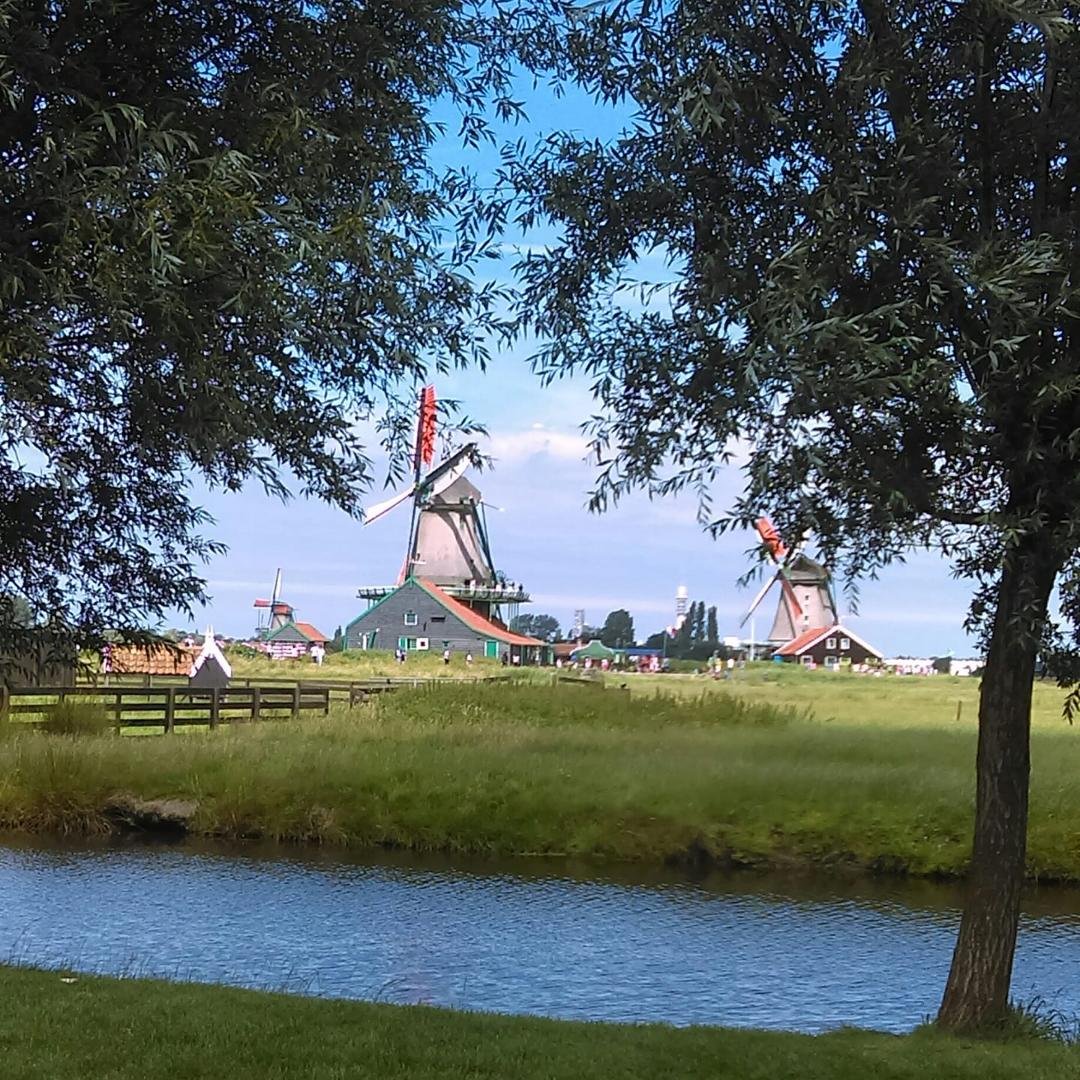 Vollemdam, Netherlands - so beautiful! We enjoyed this so much!