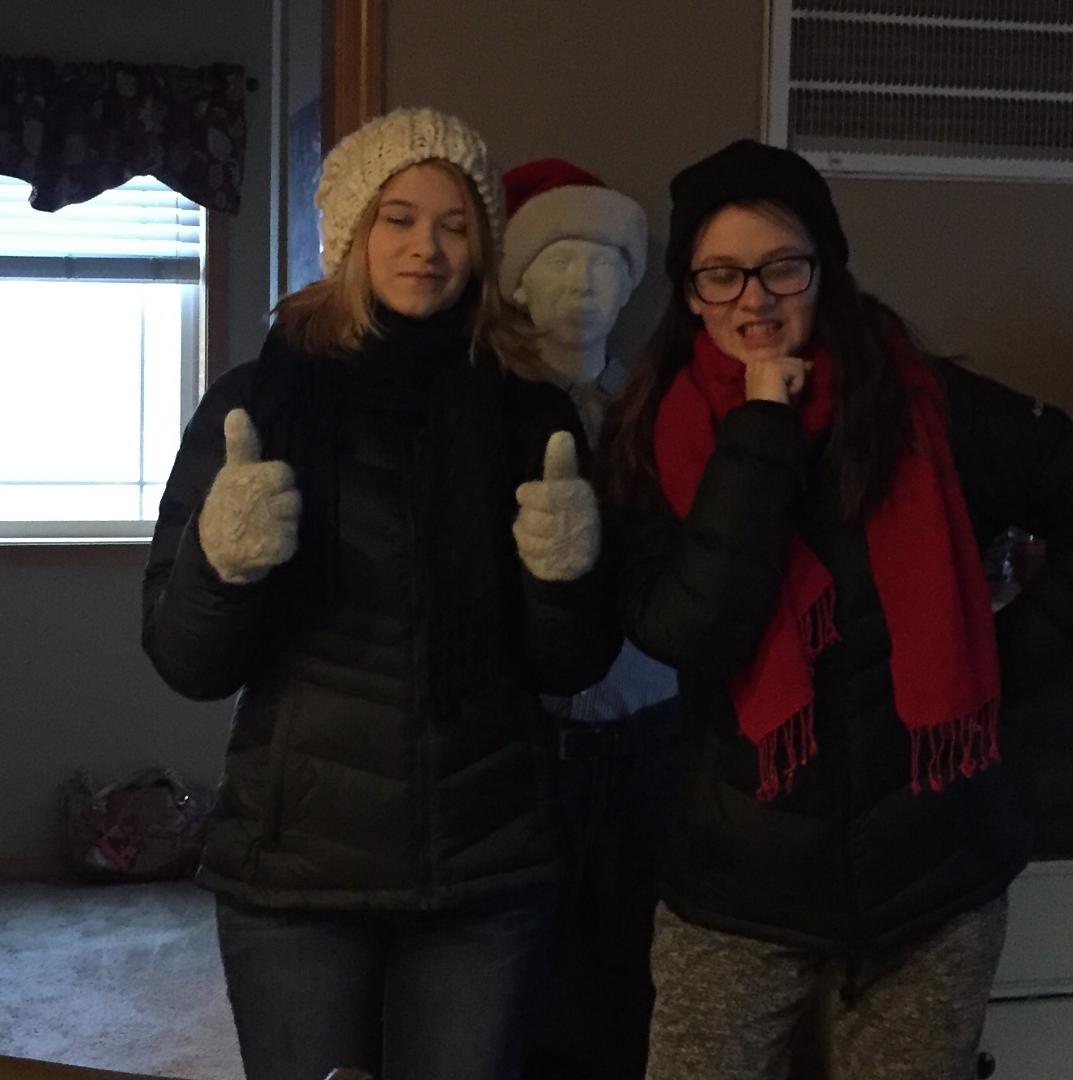 Gilbert girls looking good