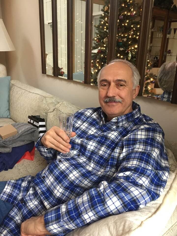 Enjoying some Christmas cheer 🍾. Merry Christmas to all our family and friends!!!!