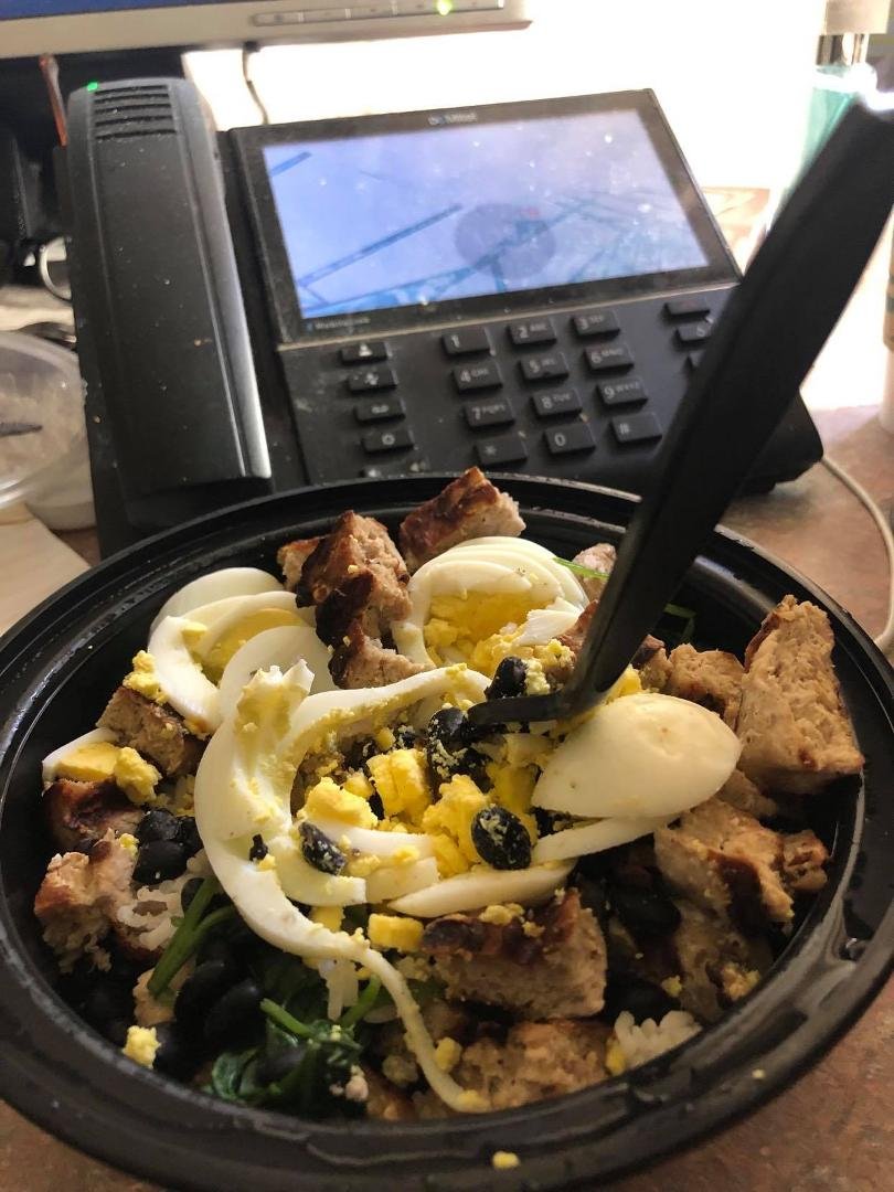 ProteinHouse, makes me the BEST item...Fresh ground Turkey, Black beans, hard-boiled eggs, spinach, and rice..NO SAUCE. It's called a "Make your own Bowl".
It is ALL FRESH ingredients, made on-site by skilled preparers and