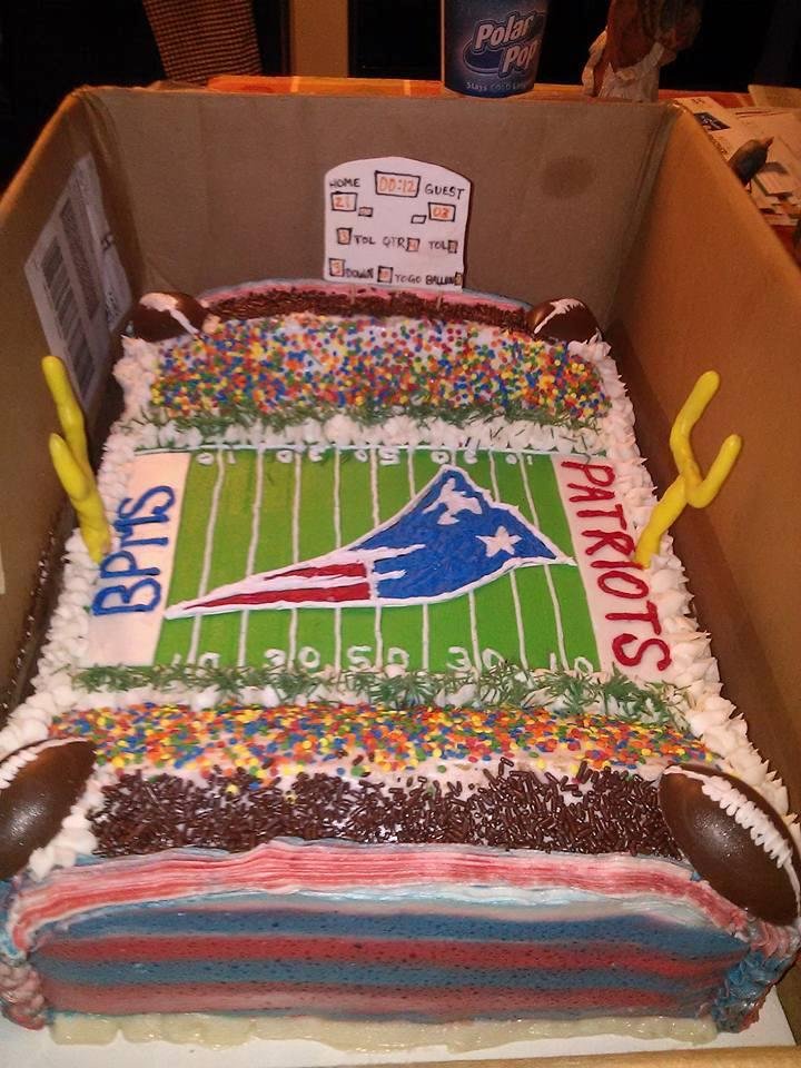 Vanessa Turney is the cake-a-rater.