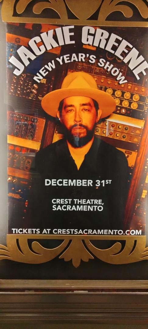 Tonight...Crest theatre 10:00 it starts
