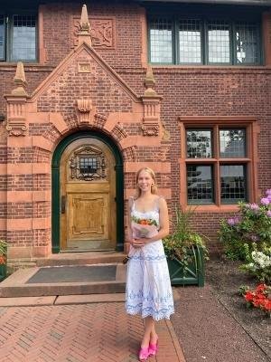 Dana in front of The Ivy Club.