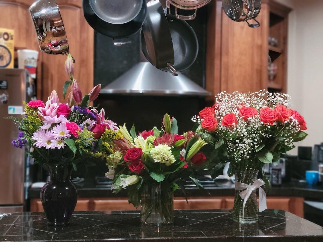 Happy Mother's Day to everyone!!!🌹
Please enjoy the day full of luv. Don't forget to get all your hugs in. Much luv.
Be blessed and a blessing!!
The only way to be.
I'm sharing my beautiful flowers I received from m
