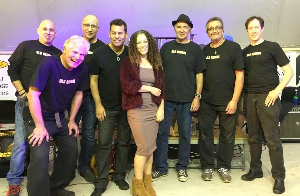 A fun filled night for the Old School Revue and Saugatuck Horns at the Portland Country Fair ...
complete with  tractor pulls, corn shucking contests and 600 pound pumpkins… 
Where  "size matters"...take a look.