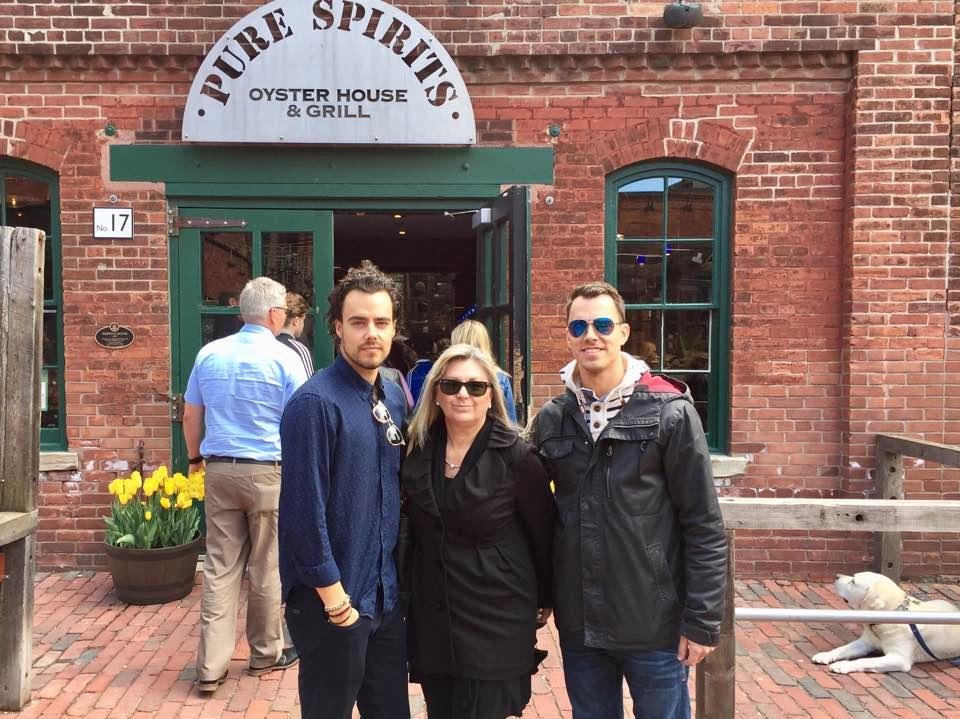 The guys taking mom out for lunch in the Distillery District of Toronto at the Oyster House and Grill. Happy Mother's Day 2017, Tina! Thanks for all that you do for us all. 😘