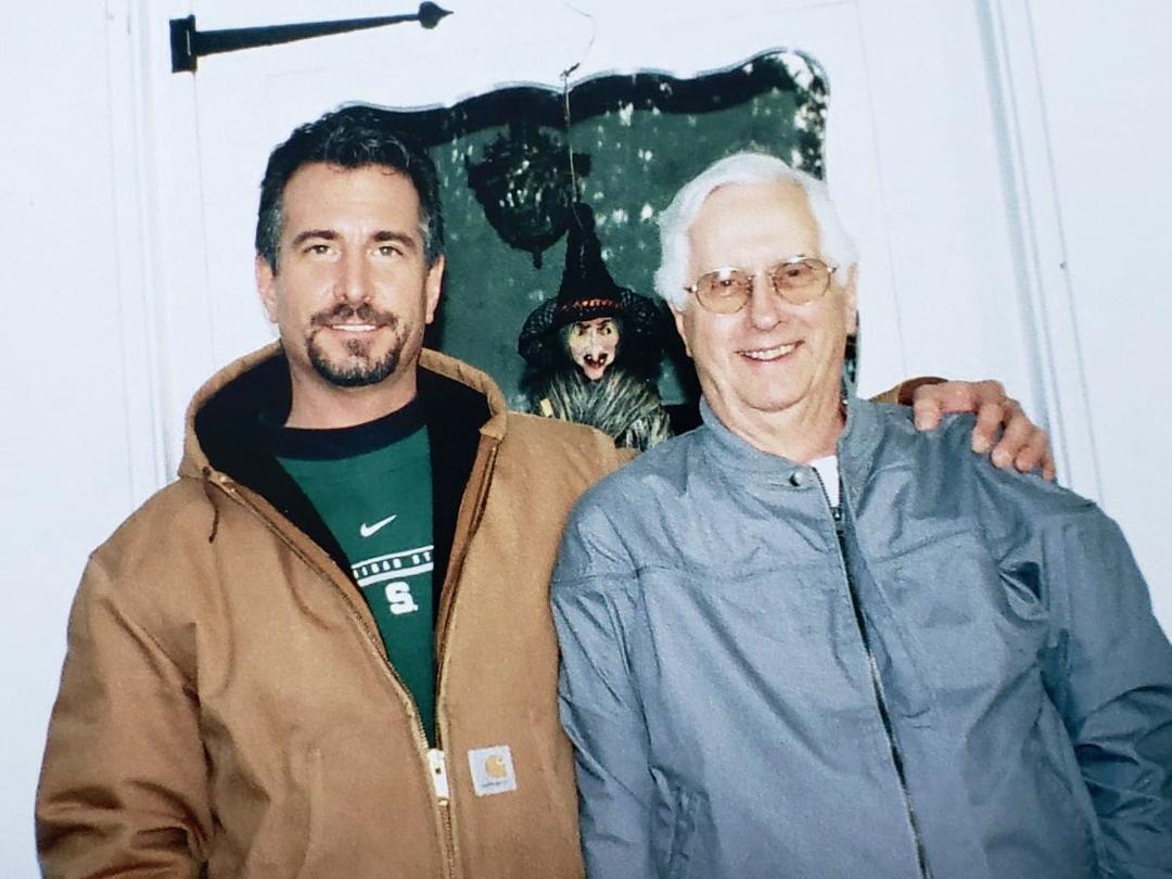 Lenny was/is a great dad! Very interactive throughout our lives. Couldn't ask God for a better role model to send to raise my brothers and I.....couldn't of been easy Lenny😁