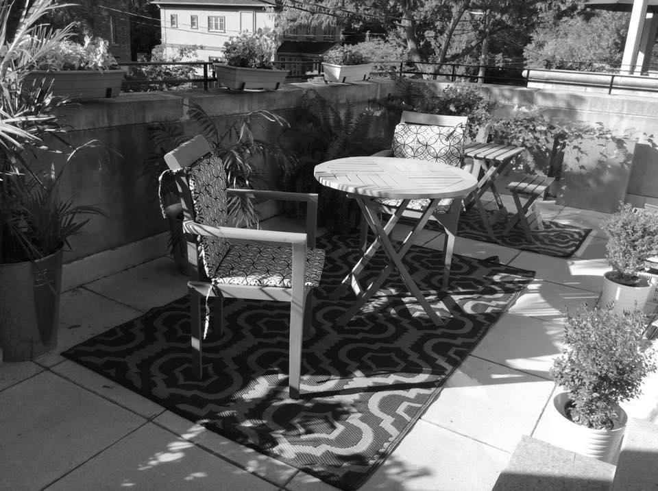 7 days, 7 black and white photos of your everyday life. No explanation, no people, challenge a new person.
Day 4 of 7.