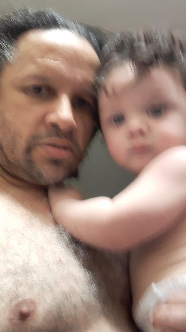 Larry Johnson's album, Mobile Uploads