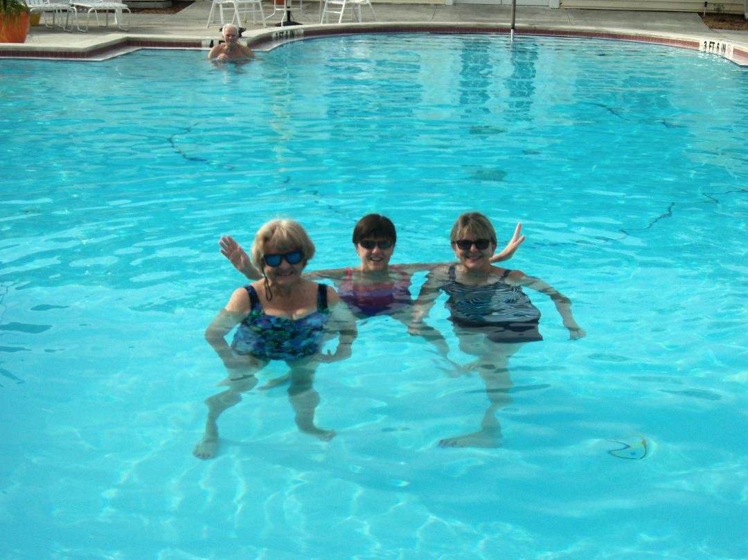 Three beauties in pool at S.W. 2018