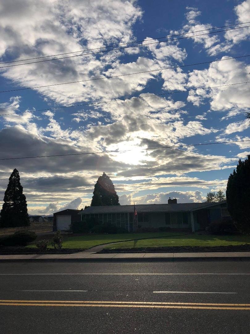 Tonight’s sky looking west.