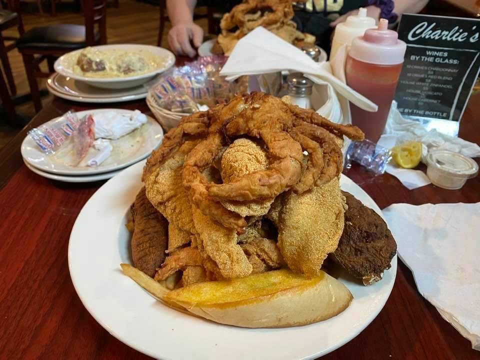Another trip back to Charlie’s in Springfield Louisiana for the Charlie Platter