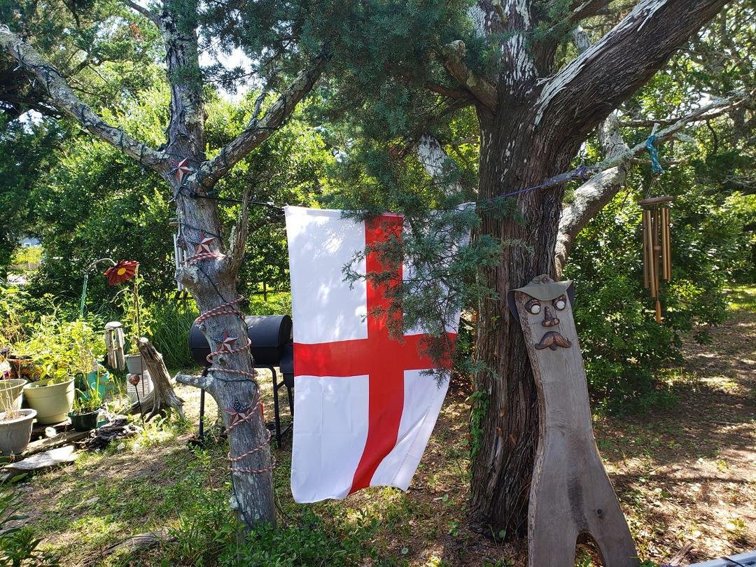 Ron Hale your opinion is noted but do you have a flag of Italy posted in your yard?
Enough said! Lol