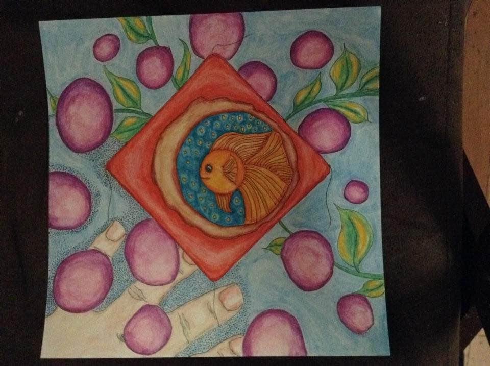 Not a good photo, yet again. But I did a bit more to it and for now I'm ok with it. No more work on it.
Will start something else later today. Maybe I'll make a little doll somehow. Mind you, I am not into making beau