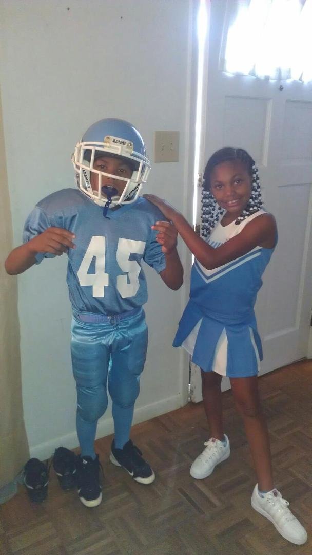 Bout to go hit the field....GO BULLDOGS!!!!!