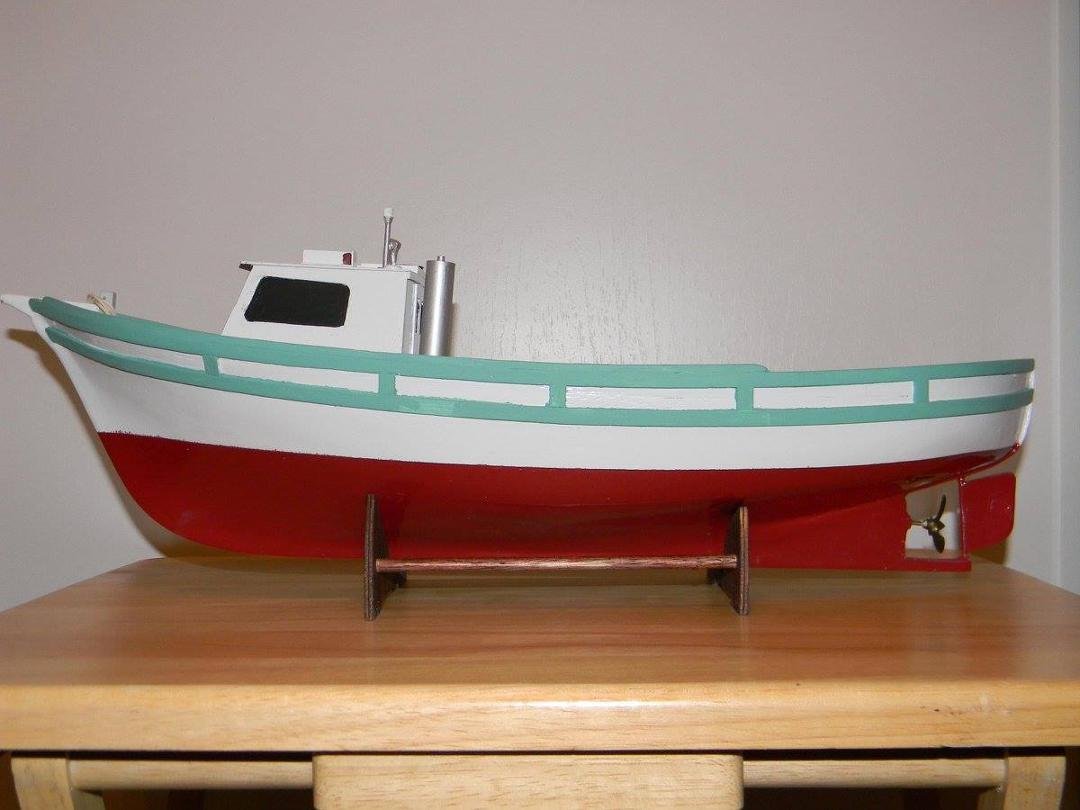 A model of my fathers Sacramento gillneter the Huba Huba. I had the privalage of fishing with him as a boy until the closed the river in 1957