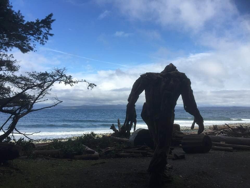Saw this guy on Quadra Island, and ran in the other direction!!