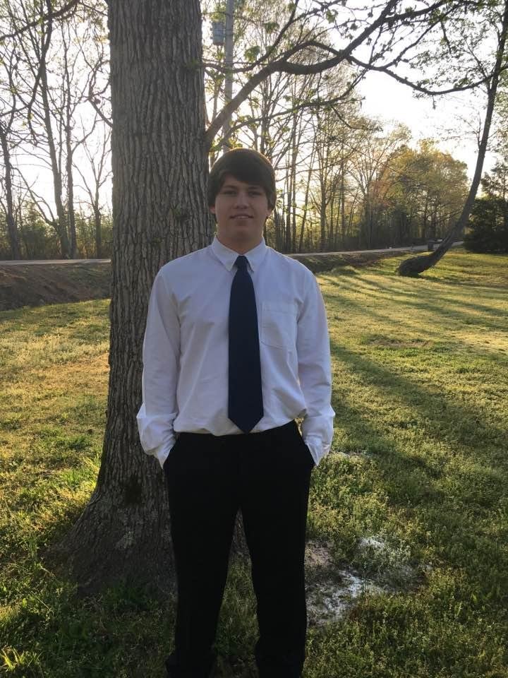I can't believe your about to graduate! I'm so very proud of you Austin!