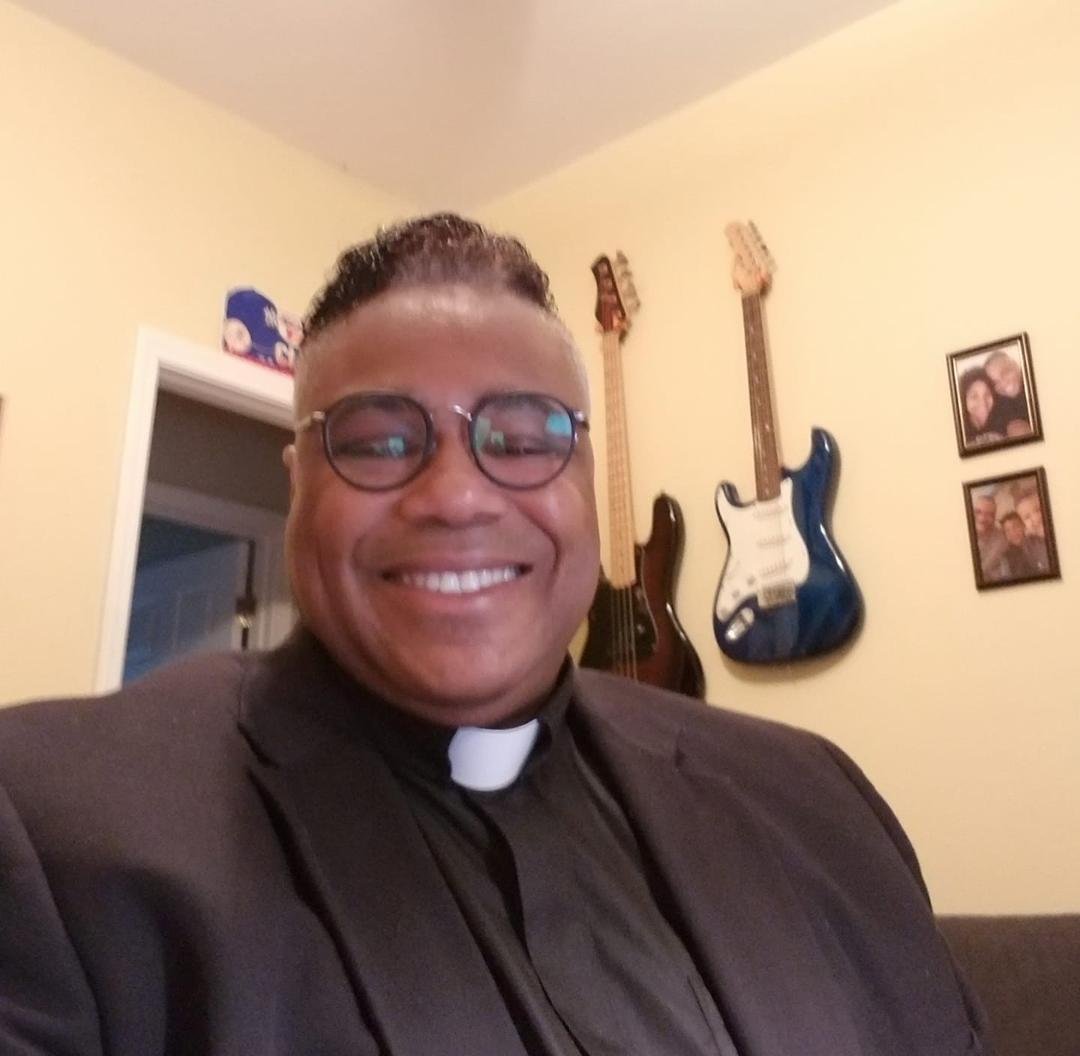 Church is getting ready to start in 2 hours. Are you there? I will be on the broadcast of 'The Huddle' tonight at 7:30 PM tonight. Cya