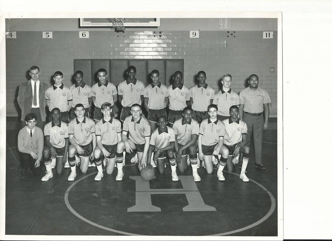 OK Comet people, How many players can you name from this 1966 BERGEN COUNTY, Freshman Tournament, CHAMPIONSHIP Team?