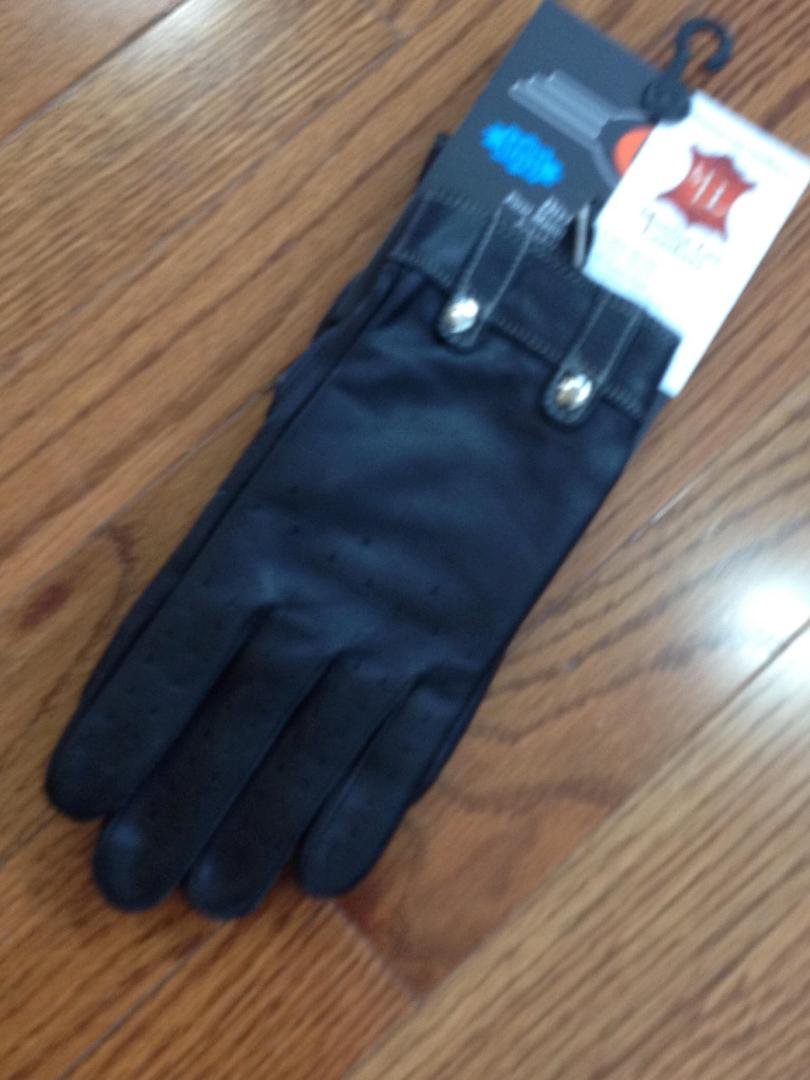 New arrivals. Ladies gloves