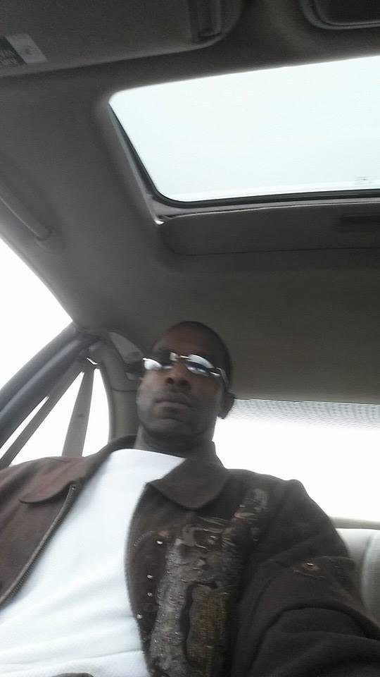 Reginald Rizer's album, Mobile Uploads