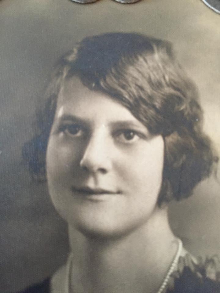 This is my Mother, Alberta Louise Parker-Grimm Walther Kester. I miss her everyday.
She was an extraordinary Mother. She raised me on her own. Really I have no idea how she did it! Love and miss her💕💕