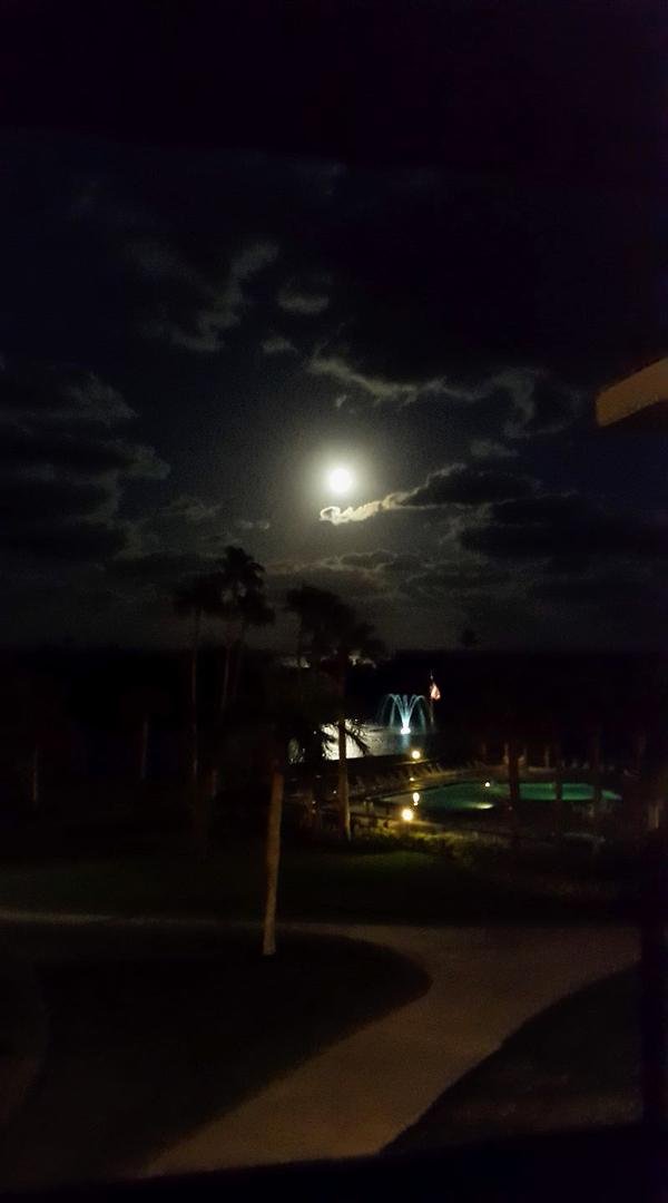 Full Moon Over Jupiter 73 degrees