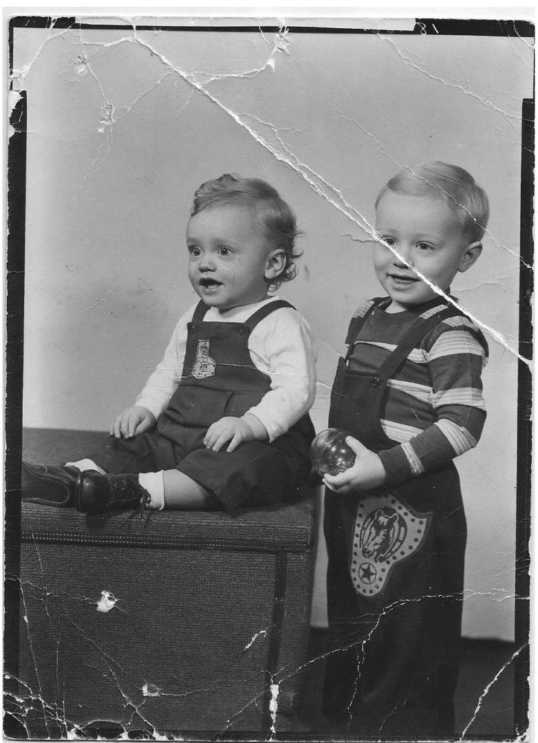 Johnny & Bobby 60+ years ago. Those were the days...