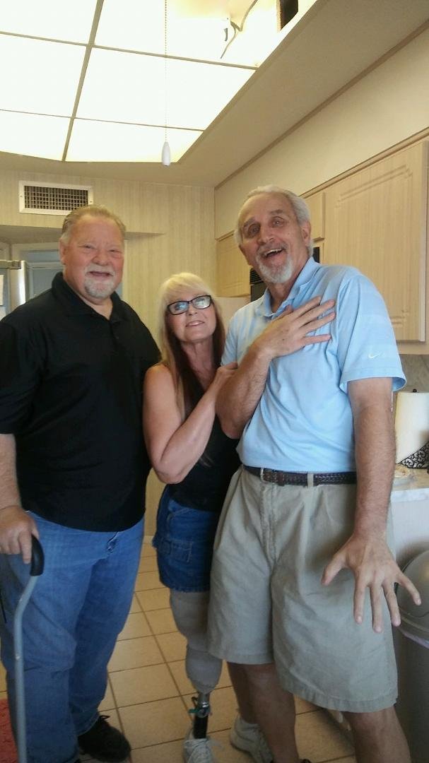 My wife and I visited Jim and Carolyn Dowdle.     It was a great pleasure to have lunch at Jims house at sun city az.