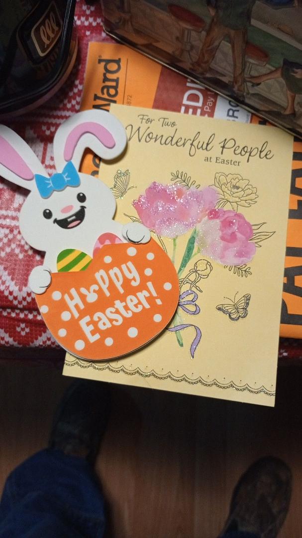 How can I not say Thank you for this Easter Card from the John Little & Debbie Little how cute !!!