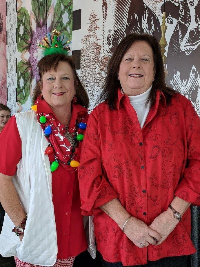 Ho! Ho! Ho! It's Christmas and that means it is time to have fun! Sista hood at it again!