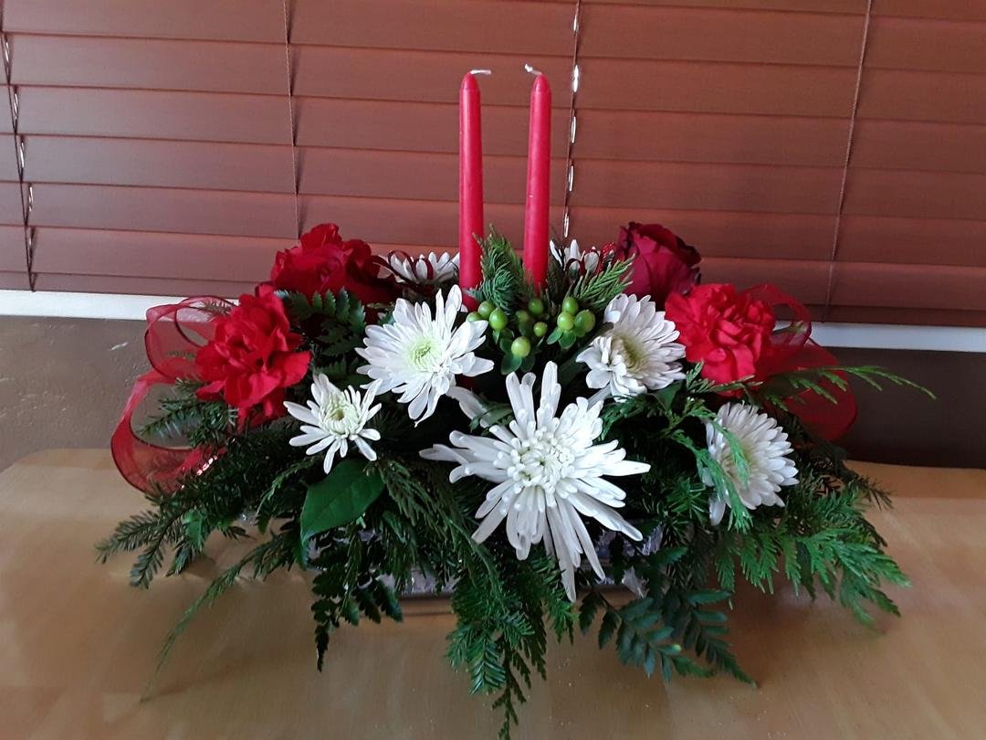 Merry Christmas everyone.  This is Savanahs floral.  Pretty huh?