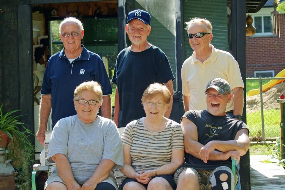 "The love of family and the admiration of friends is much more important than wealth and privilege."
Some have said you love seeing my family pic's, well I love posting them!
I have 4 brothers one sister and we do love ea