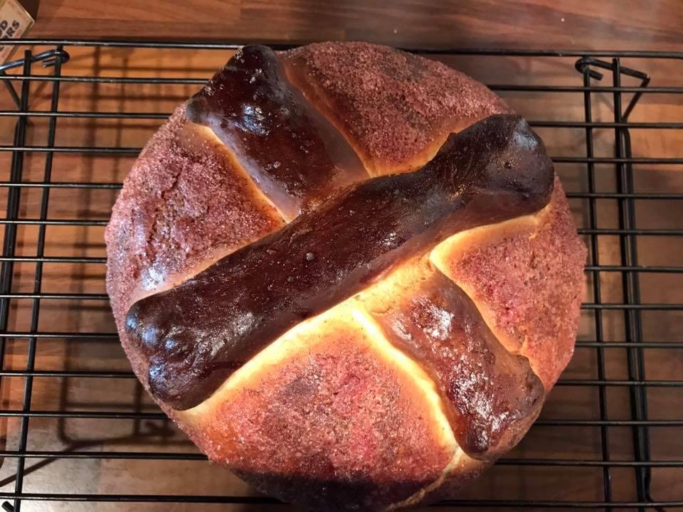 Faith and I made a "Day of the Dead" loaf for extra credit in her Spanish class. The "bones" got a little too dark but the small roll we made tasted great.