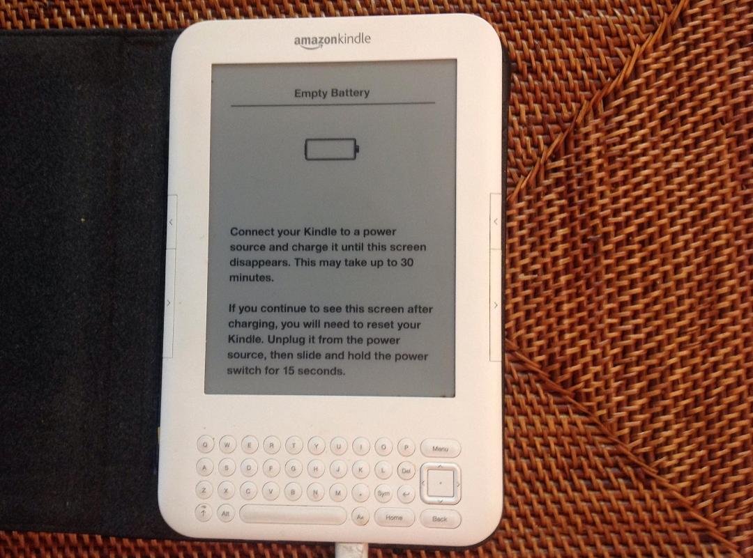 I'm trying to revive the battery of my five-year old Kindle so I can install a mandatory update, but I can't tell yet if it is taking a charge. Just found out about this update today, and today is the last day it will updat