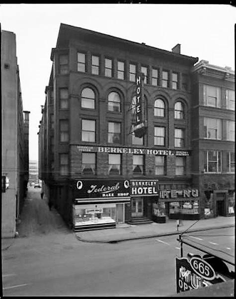 When I first moved to Louisville in May, 1960, this is where I lived for a while, The Berkeley Hotel which was right next to the Commonwealth Bldg where WKLO was located on the 20th floor.
The Federal Bake Shop at the lowe