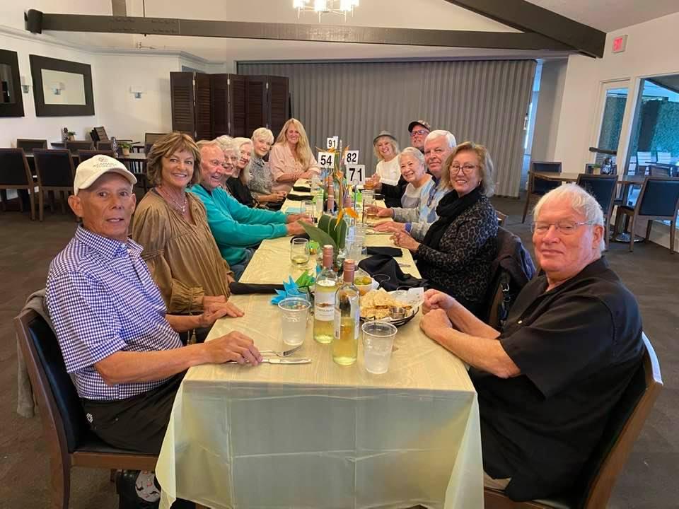 Many of newest friends at the lake…. Celebrating a charming woman’s bday! Wow, maybe we have found our new village! So lucky😍🌺